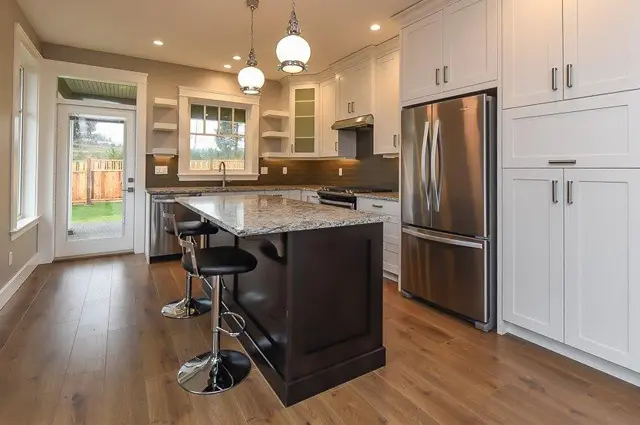 Comox Valley Kitchens Cabinetry